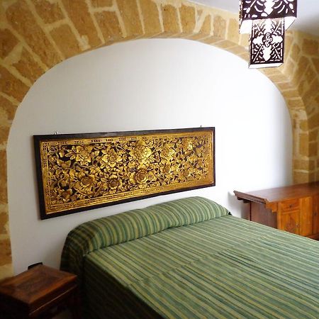 مازارا ديل فالو Cous Cous Apartments الغرفة الصورة